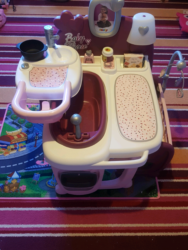 baby nurse dolls play centre